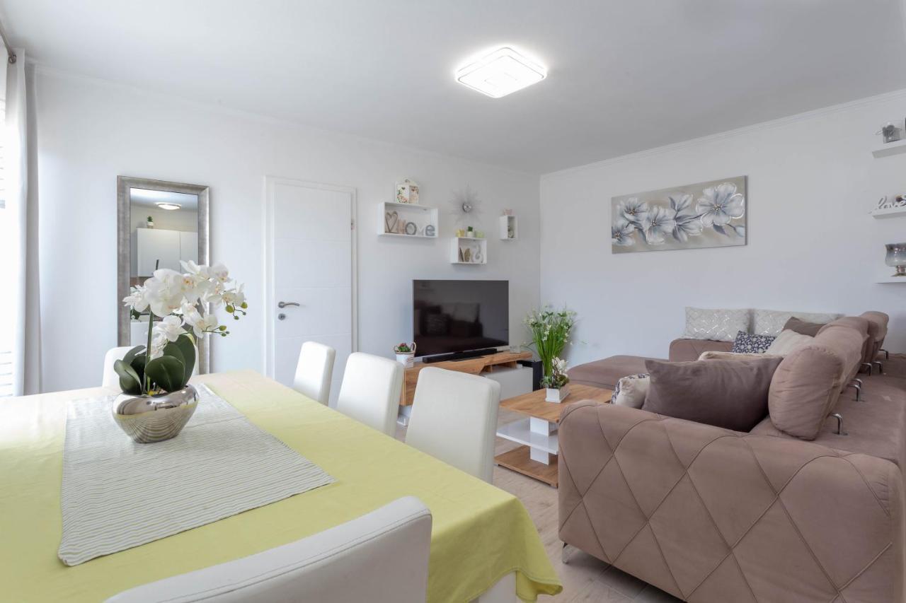 Apartments Edi - Zf Hvar Хвар Екстер'єр фото